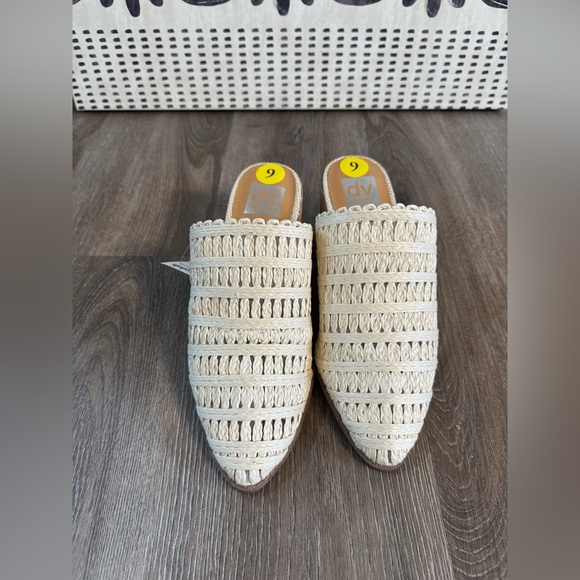 NWT Dolce Vita - Picture 2 of 7